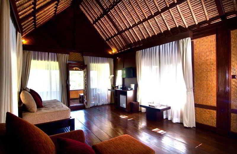 Amatara Agung Raka Resort 4*